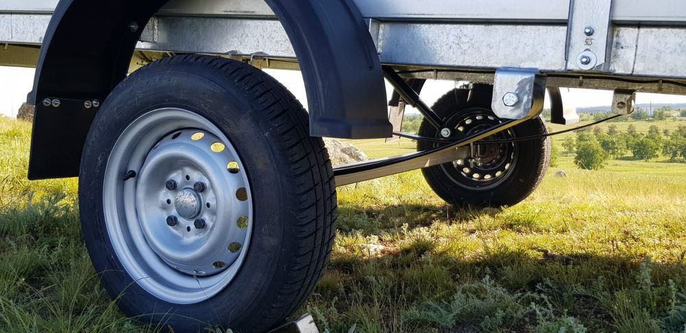 Усиленный прицеп одноосный 3.5