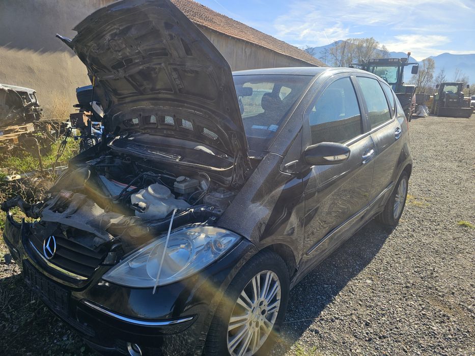 Мерцедес А170 на части