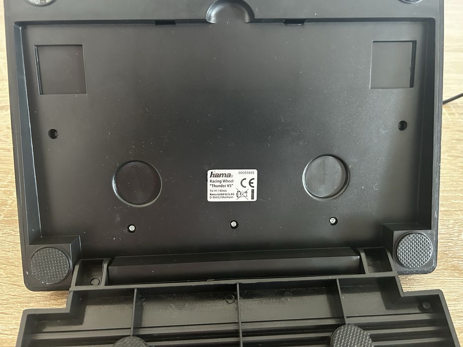 Volan gaming hama thunder v5