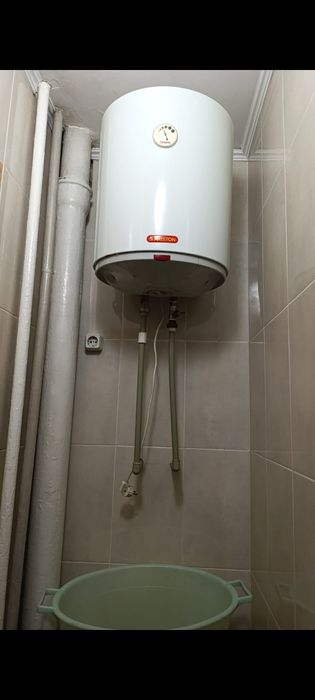 Водонагреватель Ariston б/у