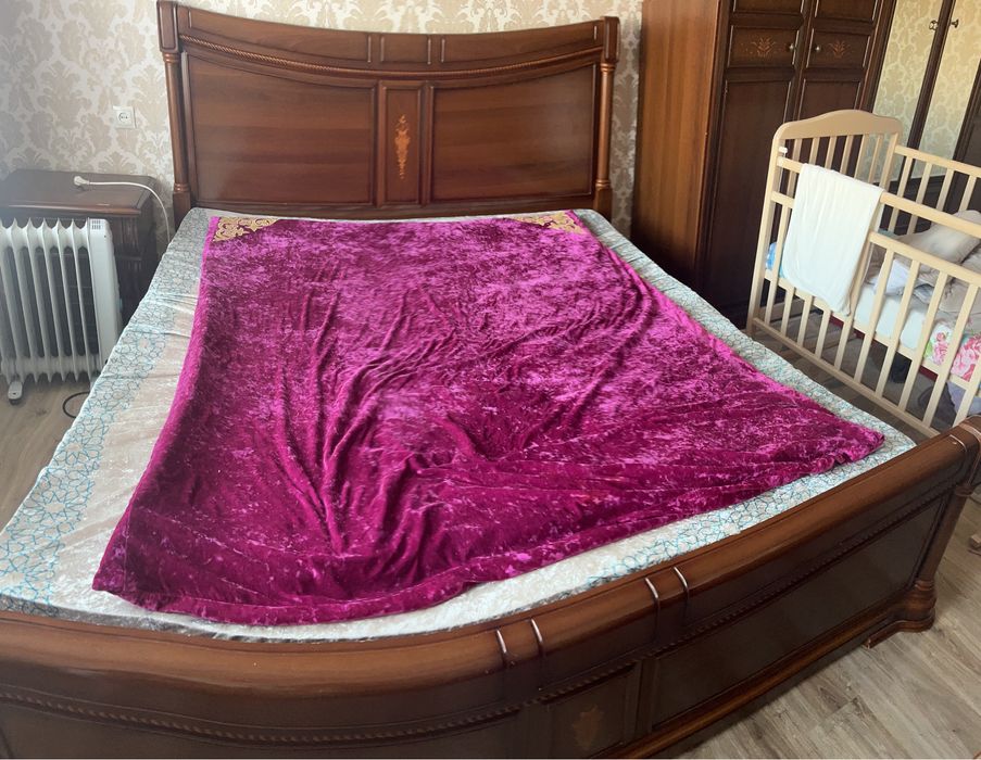 Продается кровать