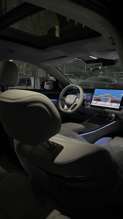 BYD han L 701 km full 2wd + Garantiya Avtasalonda tayyori !