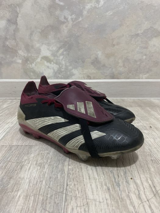 Предаторы адидас бутсы