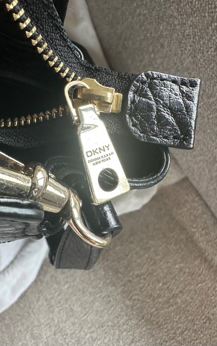 DKNY дамска чанта Donna Karan