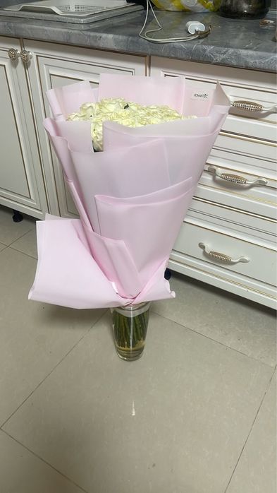 Роскошный букет из роз