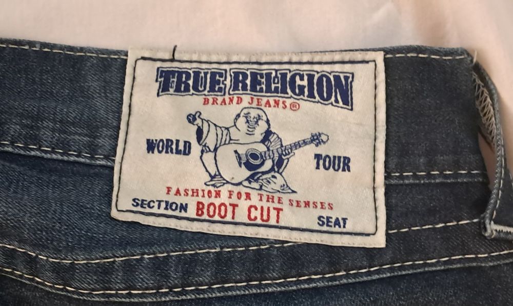Джинсы True Religion