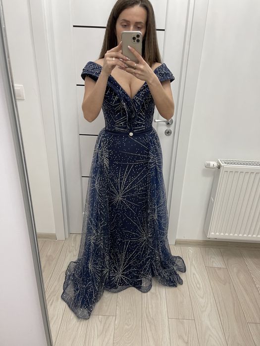 Rochie de seara stil sirena cu trena NOUA !