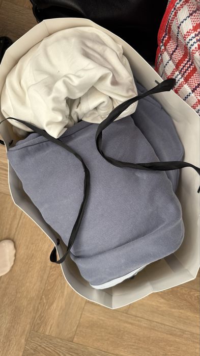 Отдам вещи S размера за 500 тг