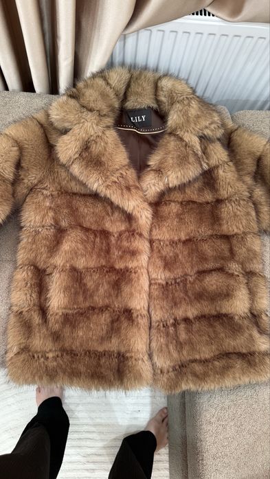 Продам шубу под соболь