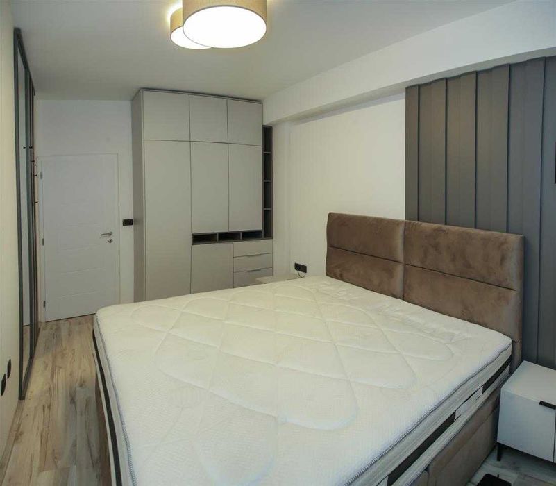 Двустаен имот в кв.Младост 1