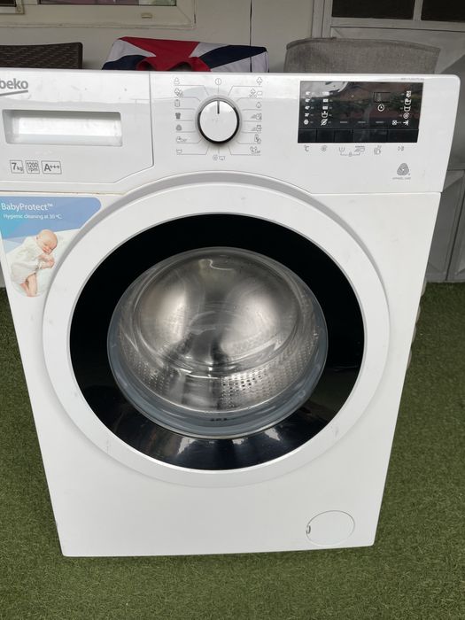 Masina de spalat. Beko slim