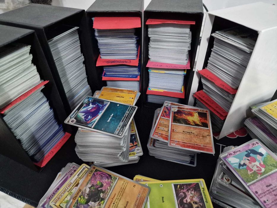 400 Pokemon cards Bulk + cards from WHT and BLK