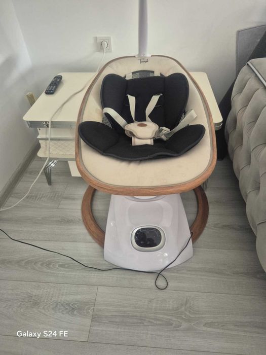 Бебешка електрическа люлка