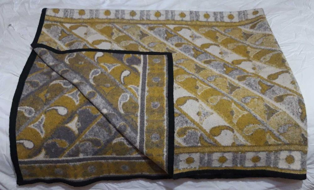 Одеяло  из шерсти