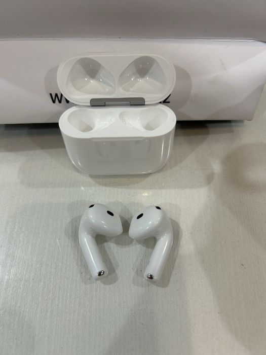 AirPods 4 шумоподовлением (ANS)