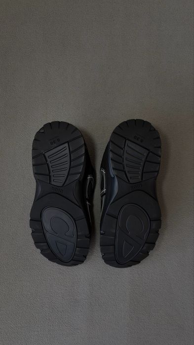 Dior b30 black reflective