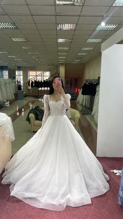 Свадебное платье