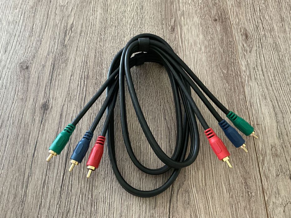 Видео кабел RGB към RGB