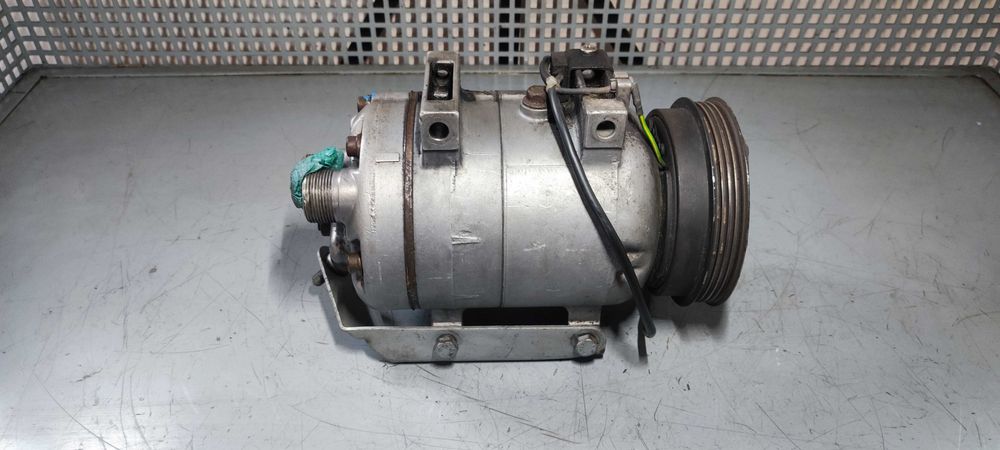 Compresor clima volkswagen vw passat B5 AFN cod 8D0260805D