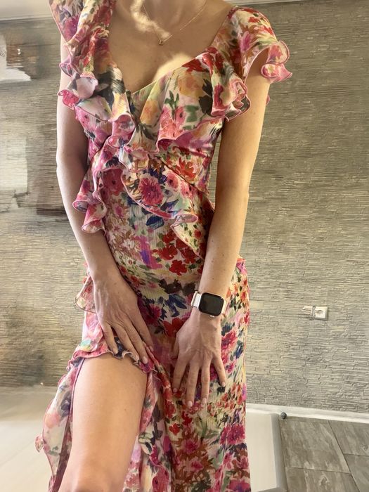 Страхотни рокли Zara