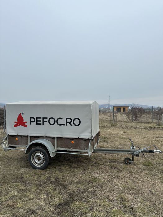 Remorcă 1200 kg cu sistem de frânare