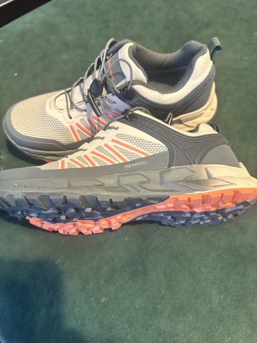 Alpine pro Zemede UBTX280312 nr 39 noi