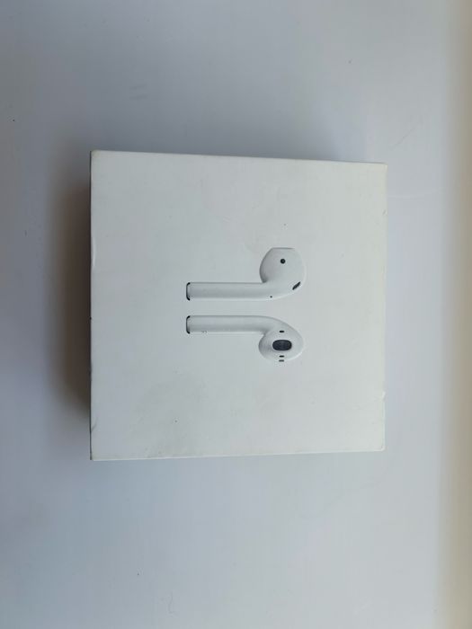 Продам айрподс.