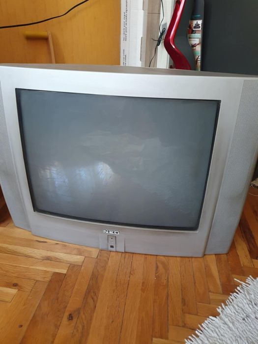 ПОДАРЯВАМ Работещ телевизор НЕО