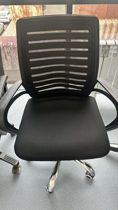 Удобное офисные кресла