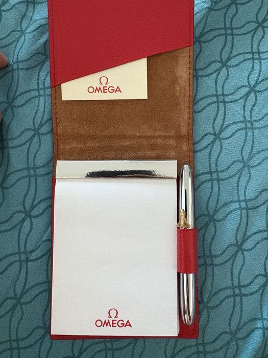 Pix Omega cu agenda.