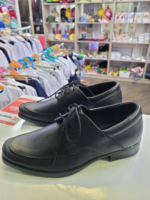 Продам туфли кожаные 35-36 размер