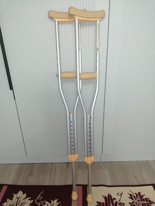 Костыли пара за 8000.