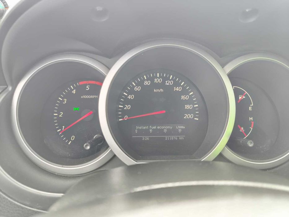 Suzuki Grand Vitara 1.9 DDIS 2009 4x4 la buton