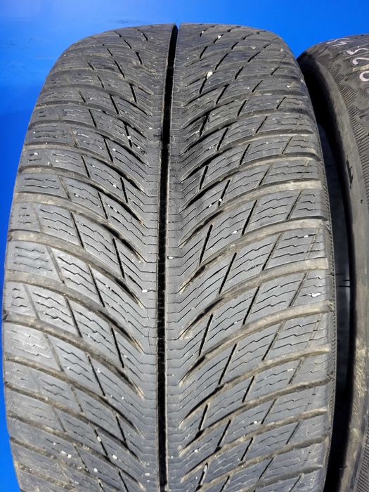 Vand 2 anvelope m+s 225 45 18 Michelin Pilot Alpin foarte bune an 2021