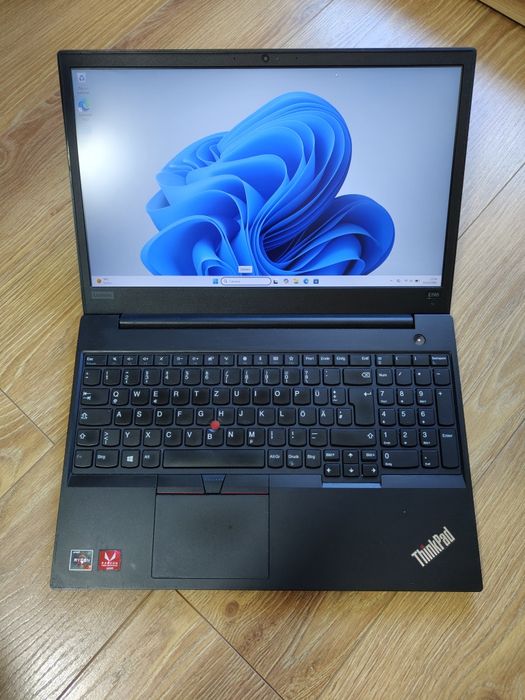 Lenovo Thinkpad E585/ Ryzen 7 / 16 GB RAM/ ssd 512 gb