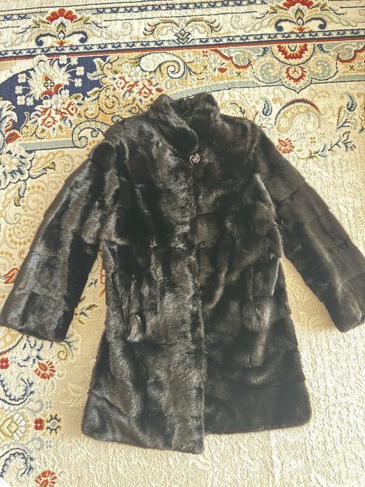 Продам норковую шубу