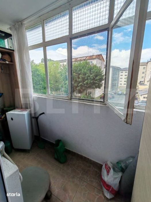 Apartament de vanzare - 4 camere - Zona Imparatul Traian