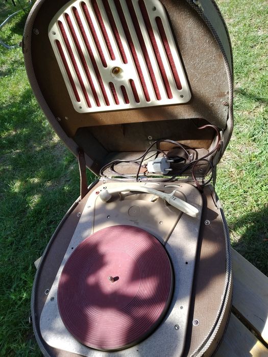 Vind picap vechi PHILIPS AG 2113 NR 56612A 110-220V