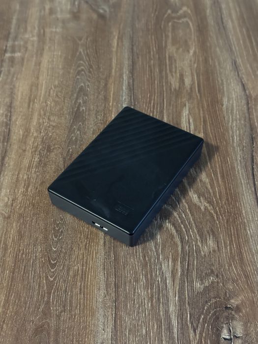 WD My Passport 5TB – Преносим външен хард диск (Черен)