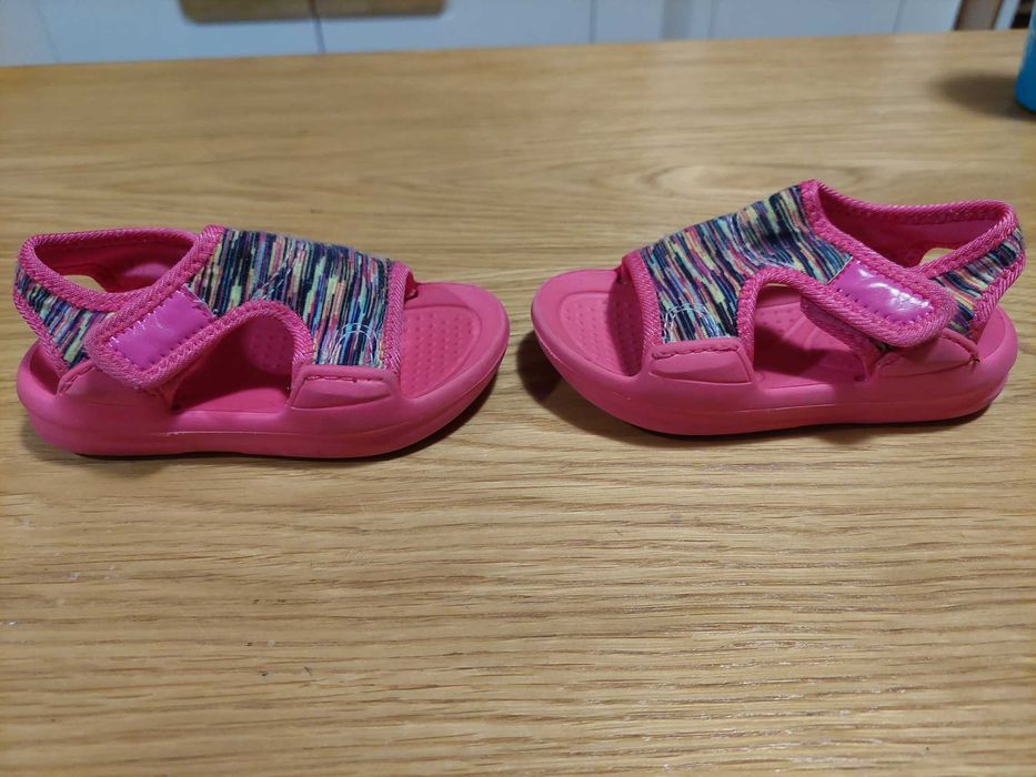 Бебешки сандали за момиче - номер 21/22