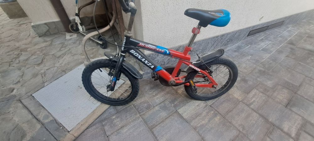Bicicleta de vânzare