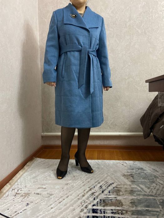 Женское пальто.