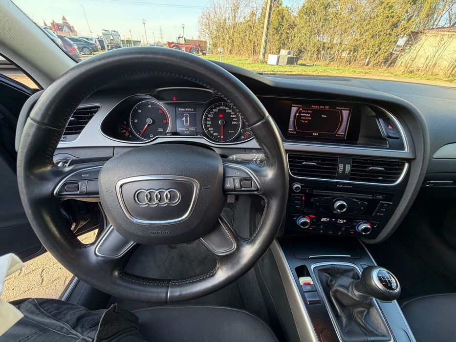 Vand Audi A4 an 2013 2.0Tdi  143CP
