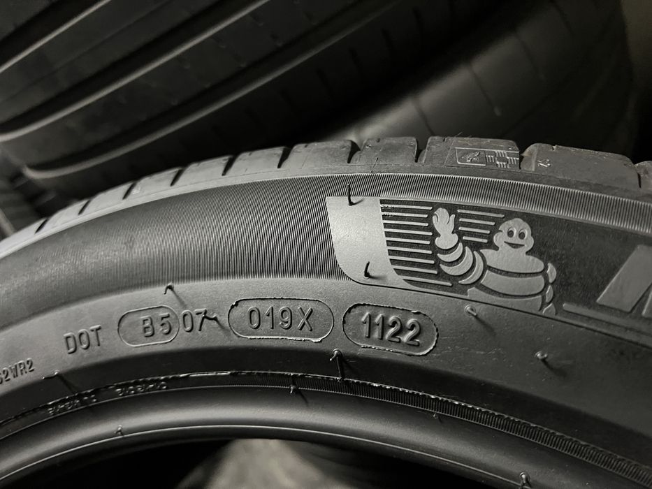 295/40/20 и 265/45/20 MICHELIN, като Нови!