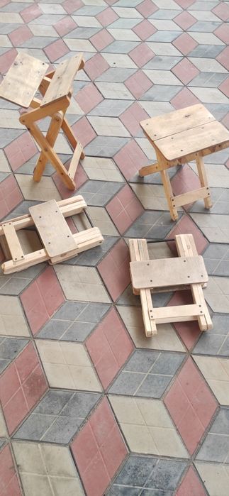 Табуретка для дома