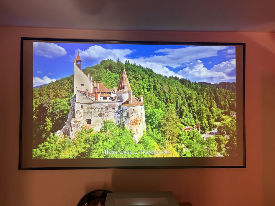 Hisense LASER TV UHD100L5HD 4k ULTRA HD 254 cm  (videoproiector) garantie inca 1 an si 6 luni la altex