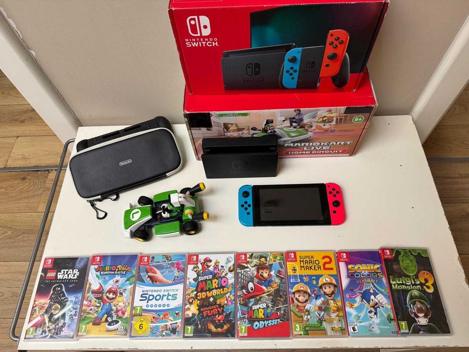 Nintendo Switch Neon Red/Blue + Mario Kart Live Luigi Set + 20 jocuri + accesorii