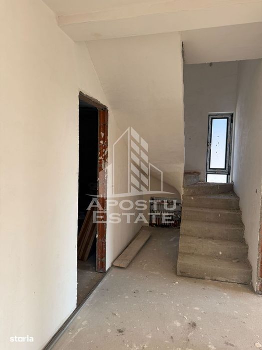 Apartament in Ghiroda tip PENTHOUSE la doar 5 minute de Timisoara