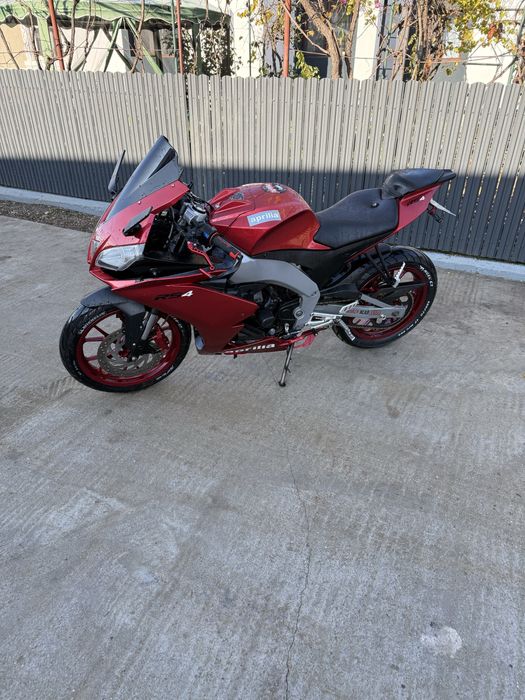 Vand/schimb Aprilia rs4 125