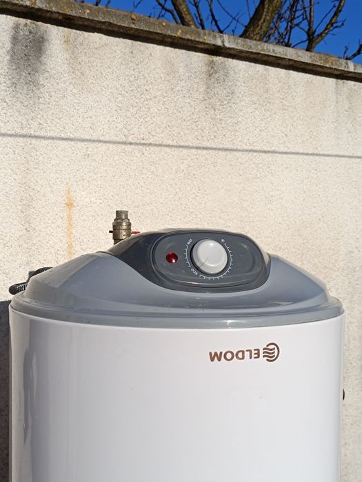 Boiler electric ELDOM, 112 litri, 51 W + Panou solar 135 litri SOLARO